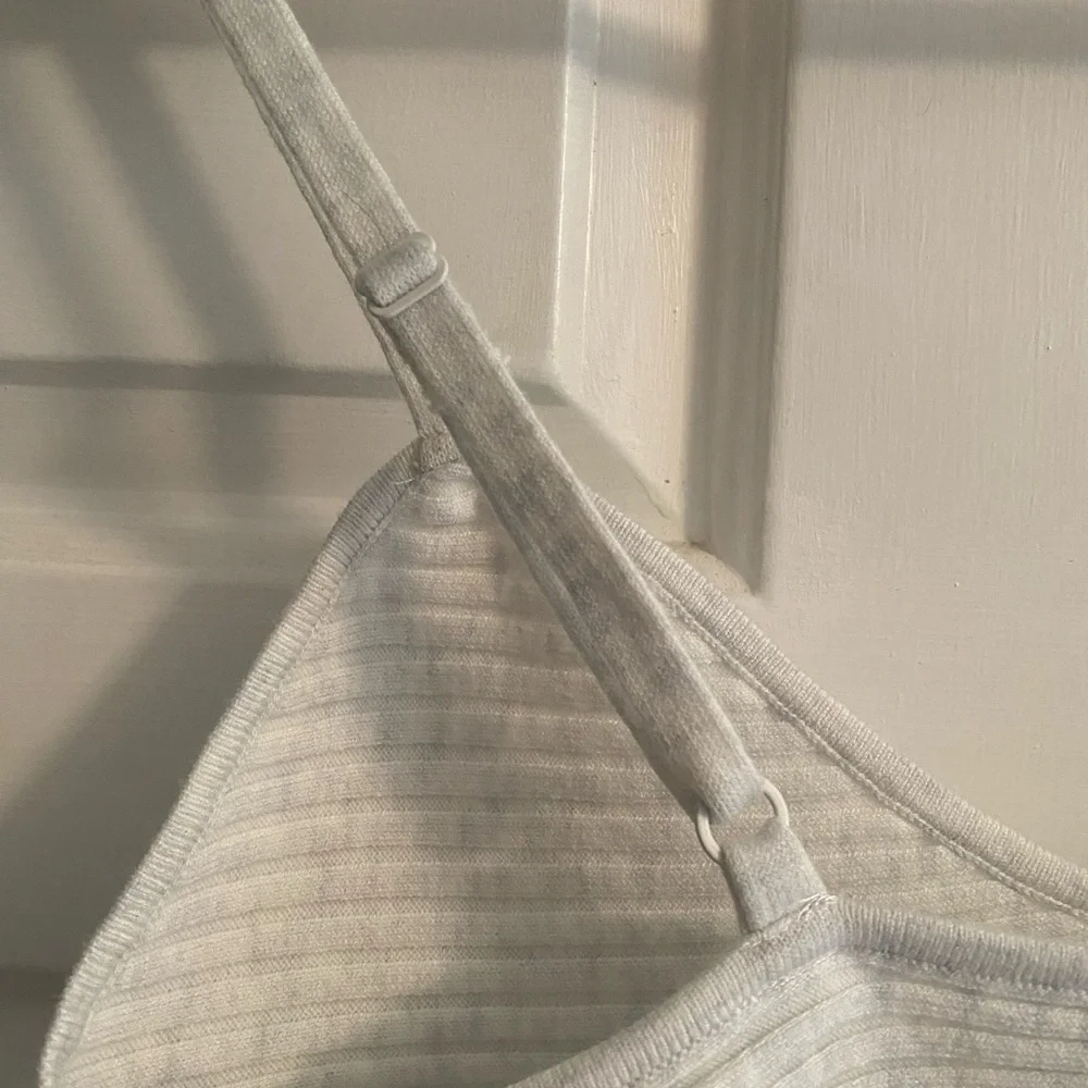 Aerie Light Weight Heather Grey Sweater Crop Top Size M - Picture 5 of 6